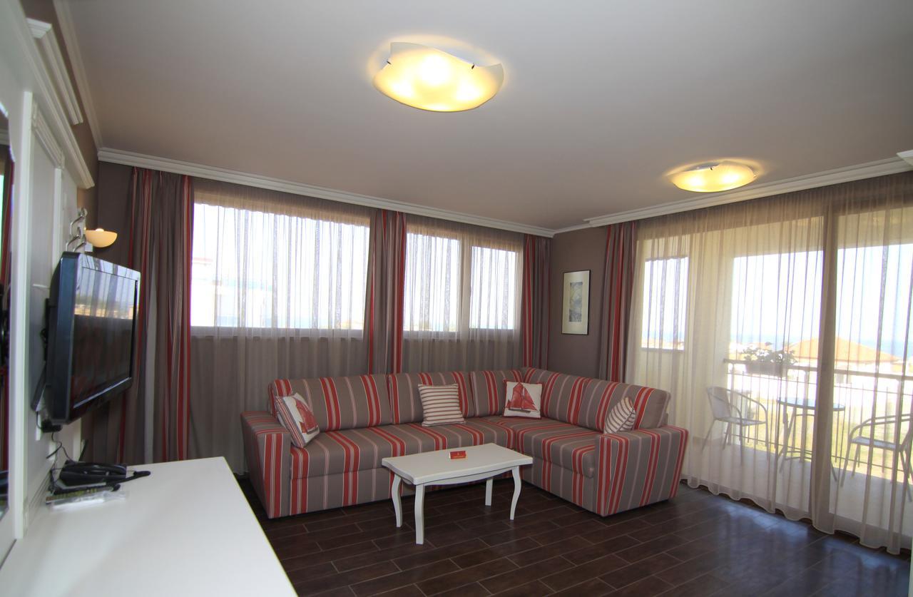Armira Lozenets Hotel Exterior photo